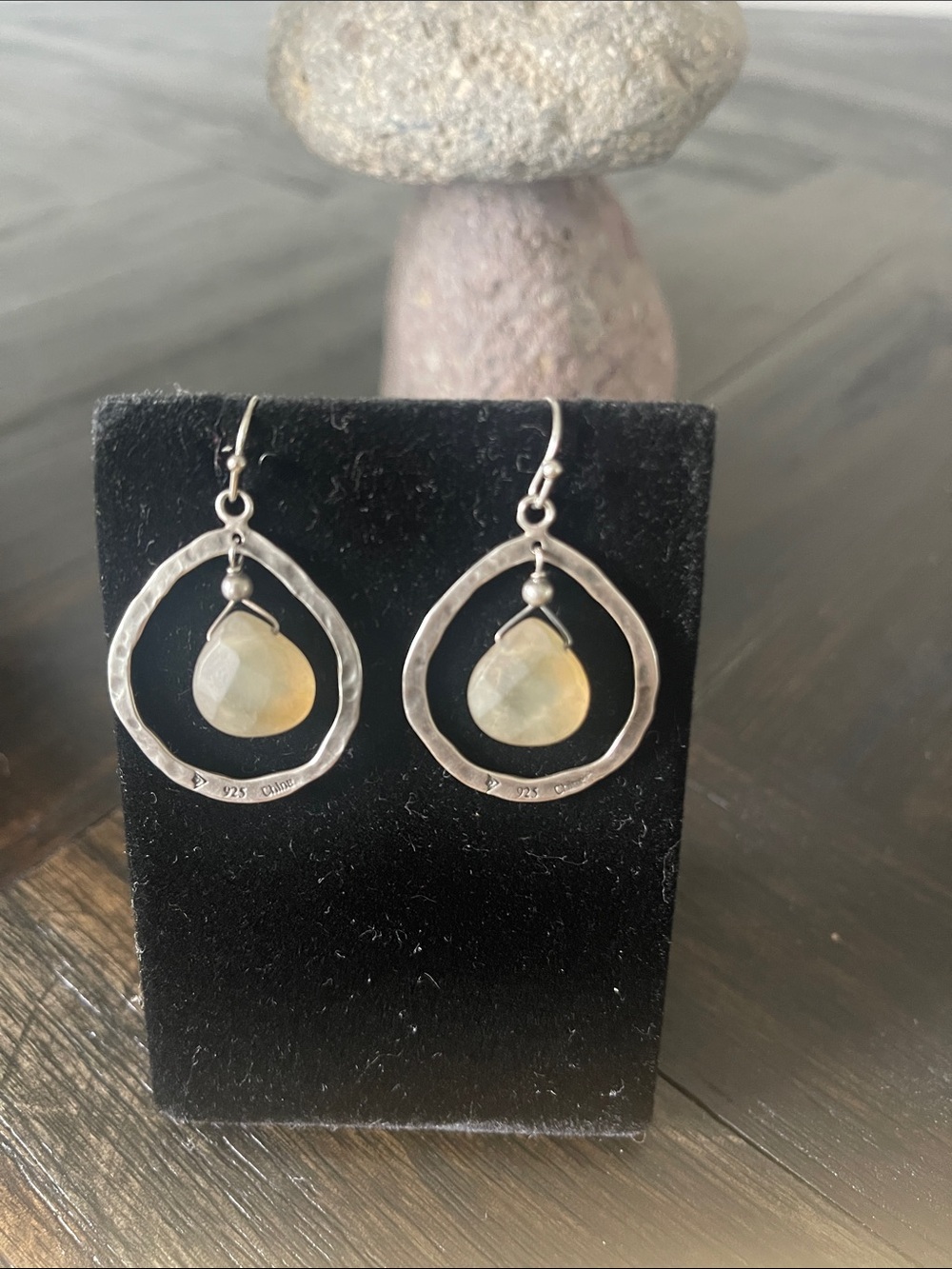 Silpada Sterling Silver teardrop with perhnite